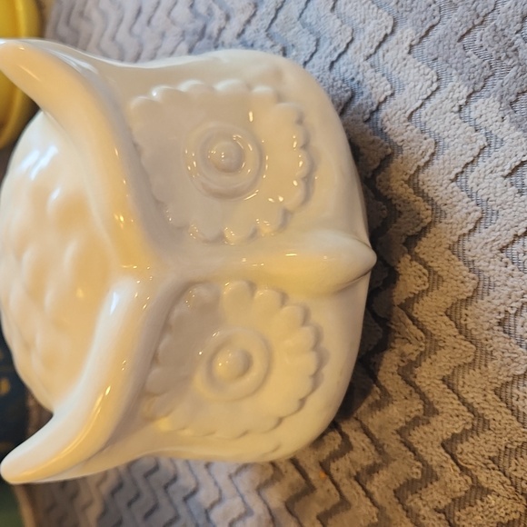 Threshold - Picture 2 of 5